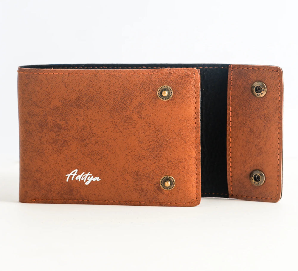 Personalized Buttoned Men's Wallet In Brown